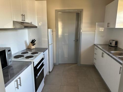 Copper City Motel,Dubbo>>Cobar,2.5 star