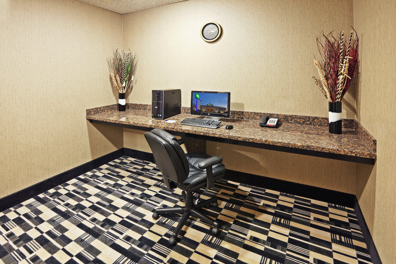 holiday inn express hotel and suites jacksonville an ihg hotel