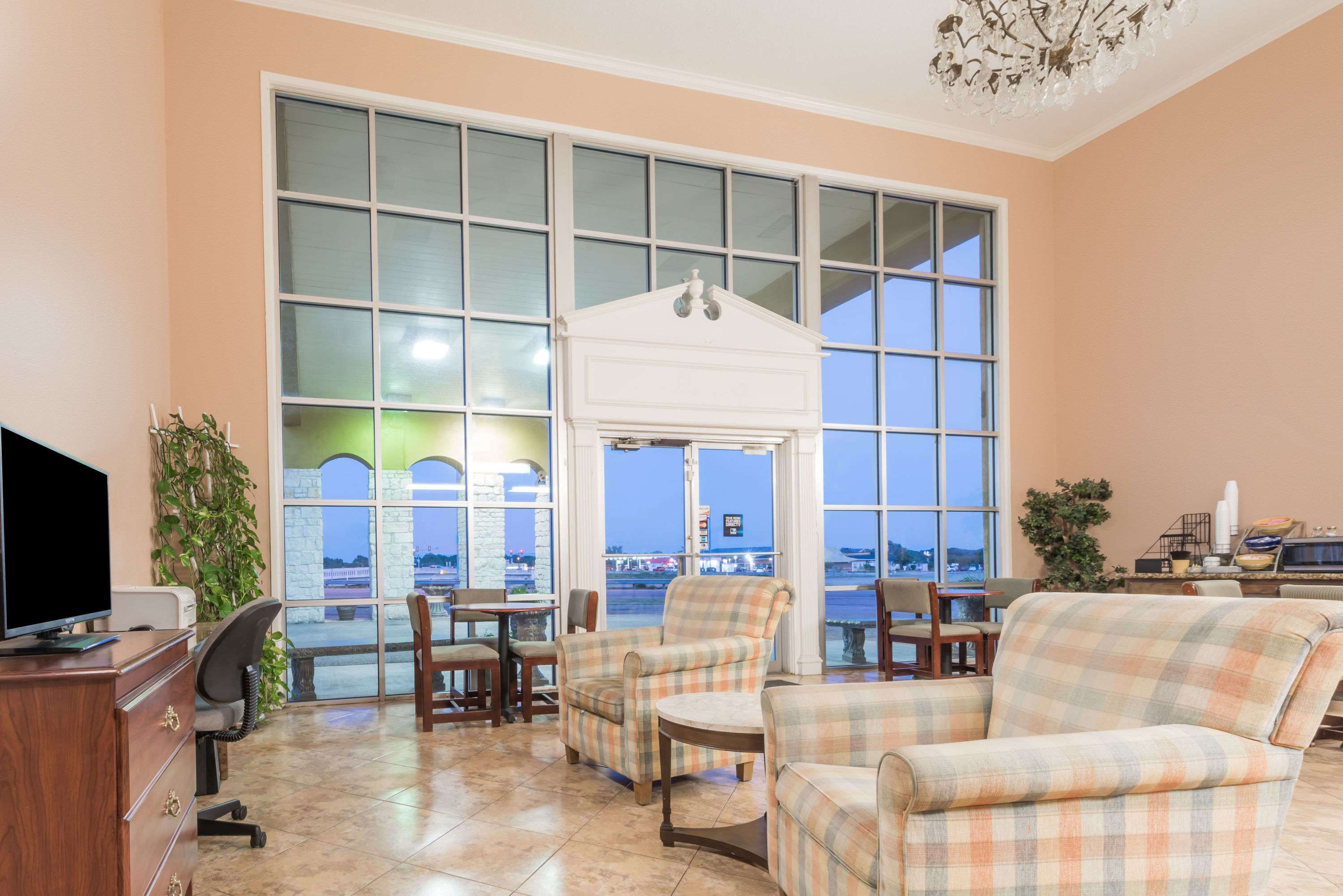 knights inn greenville tx