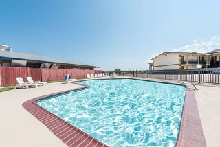 Knights Inn Greenville, Tx,Hunt>>Greenville,2 star