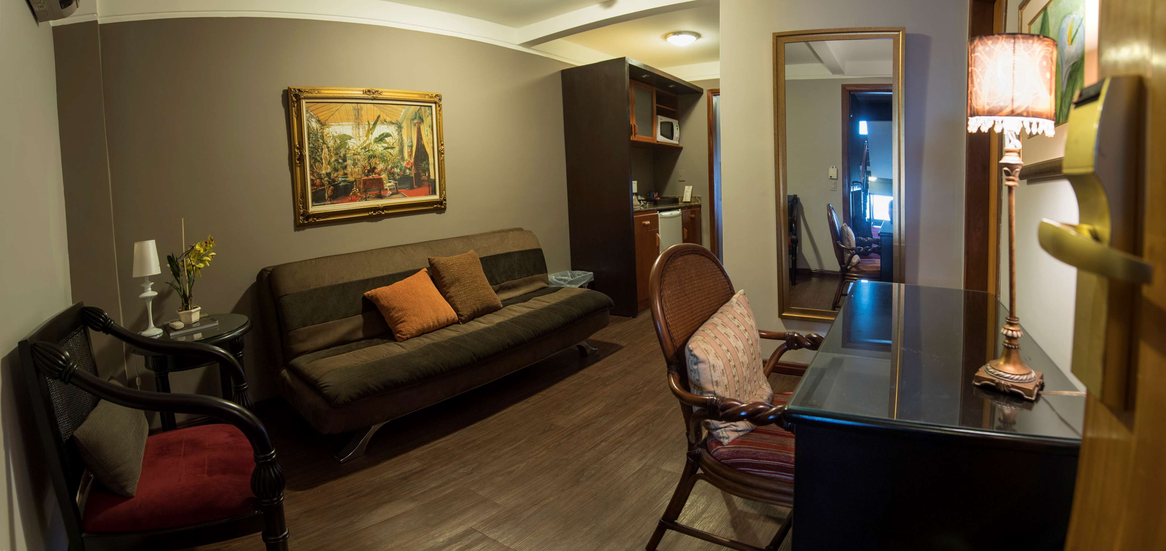las ventanas suite hotel