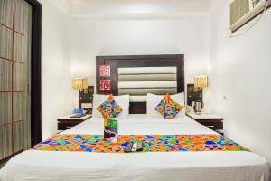 Hotel Suncourt Corporate,Karolbagh,3 star