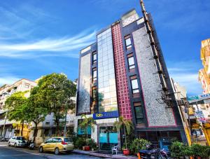 Hotel Suncourt Corporate,Karolbagh,3 star