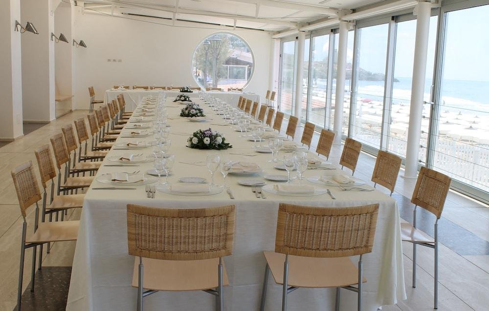 Hotel Amyclae,Latina>>Ladispoli,3 star