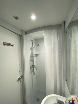 smart russell square hostel