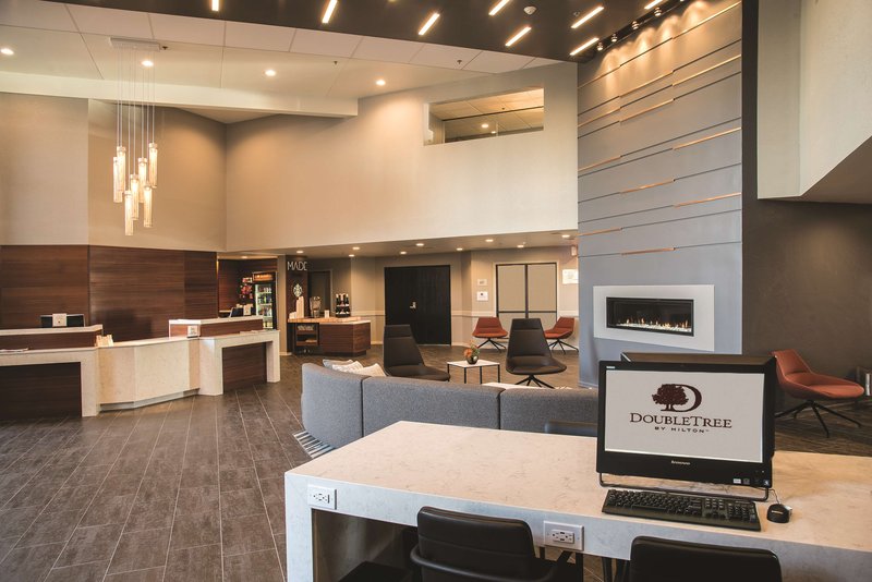 doubletree by hilton hotel racine harbourwalk