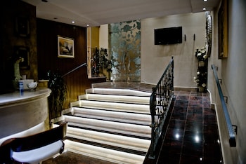 hotel flowers