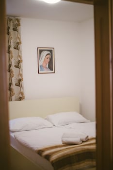 hotel flowers