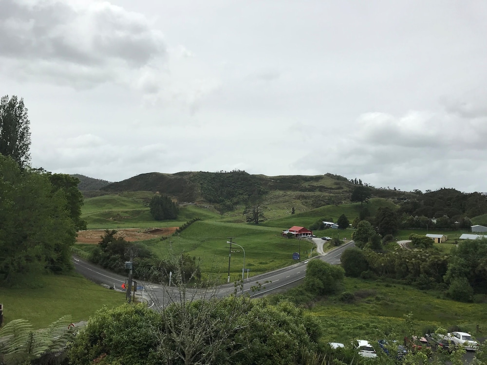 waitomo caves guest lodge