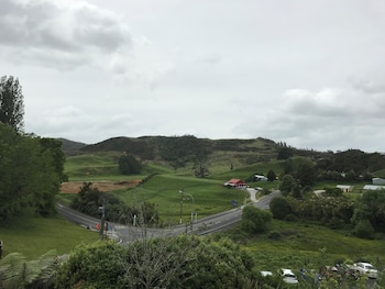 waitomo caves guest lodge