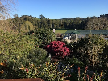 waitomo caves guest lodge