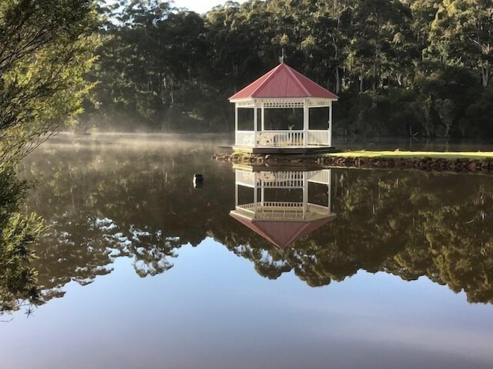 forest lodge resort