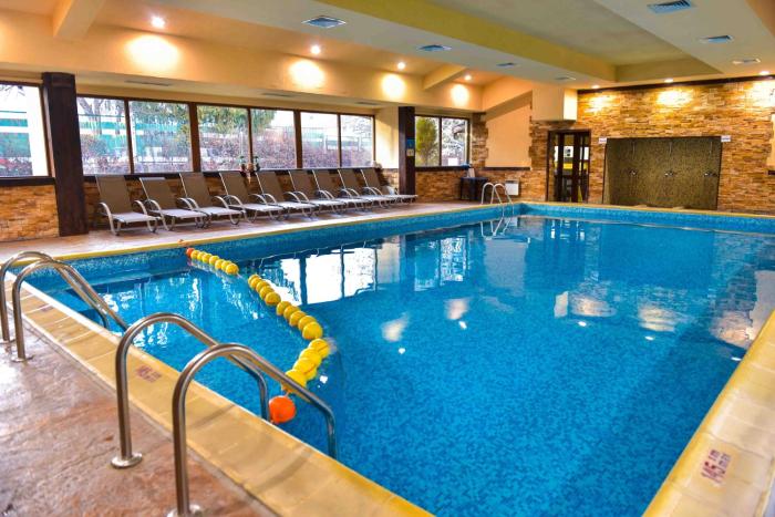 bojur and bojurland apartment complex