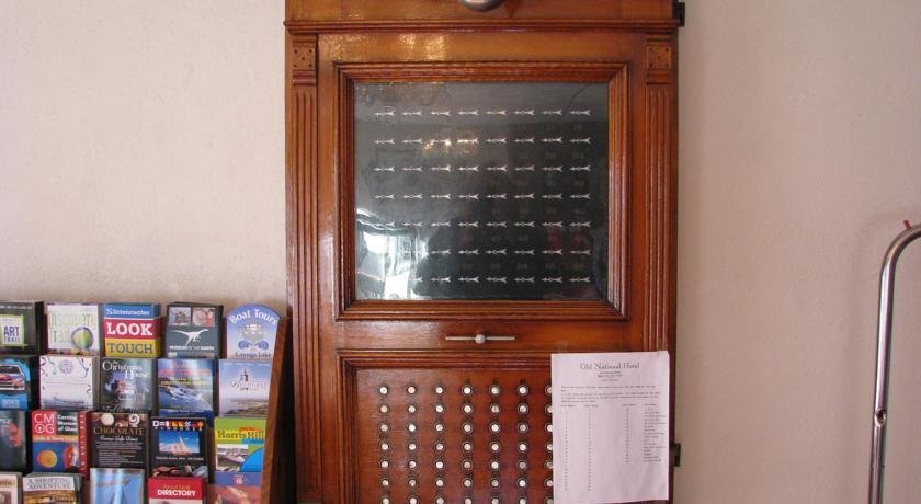 old national hotel