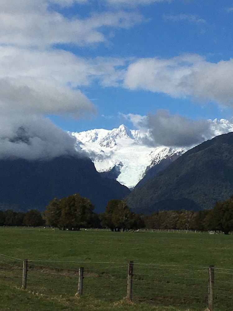 bella vista motel fox glacier