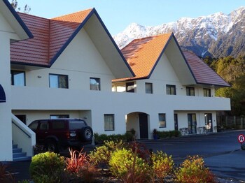 Bella Vista Motel Fox Glacier,In A National Park,4 star
