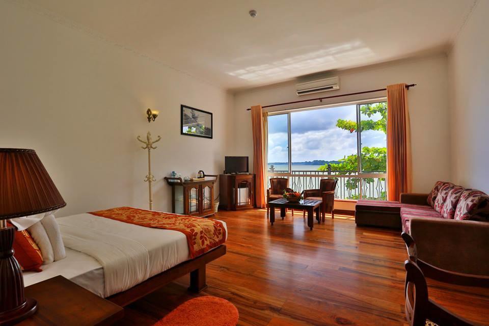 Centauria Lake Resort,Hambantota>>Embilipitiya,4 star