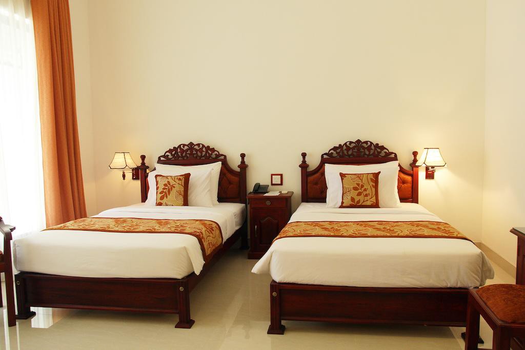 Centauria Lake Resort,Hambantota>>Embilipitiya,4 star