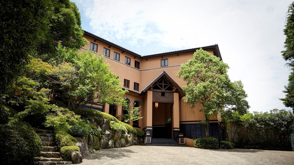 the hamilton ureshino