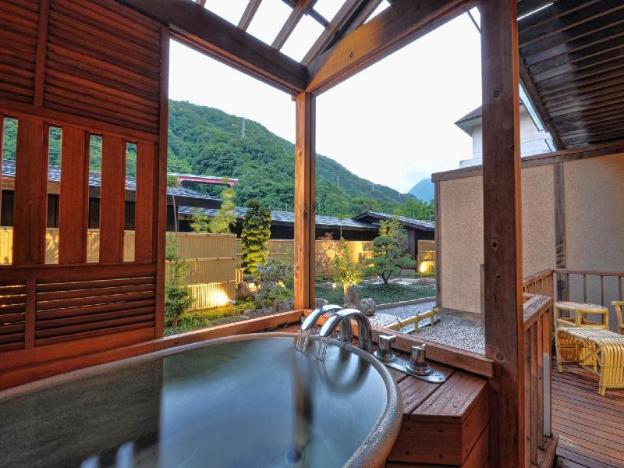 hotel okada