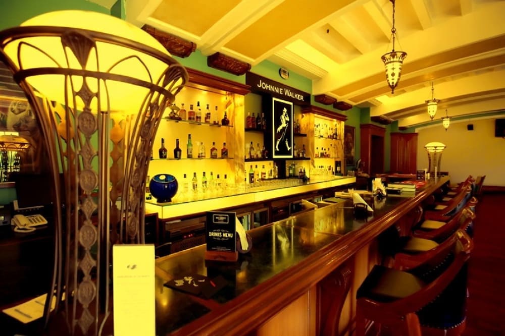 dlf club 4