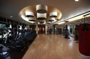 Dlf Club 4,Gurugram>>Delhi,4 star