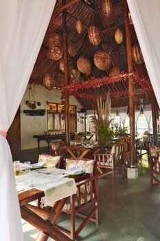 jims jungle retreat