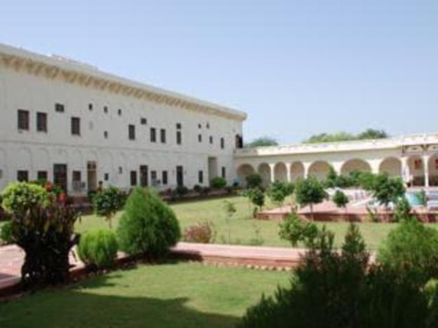 indra vilas