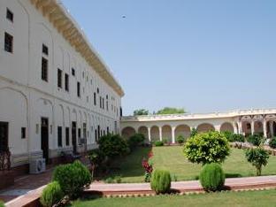 indra vilas
