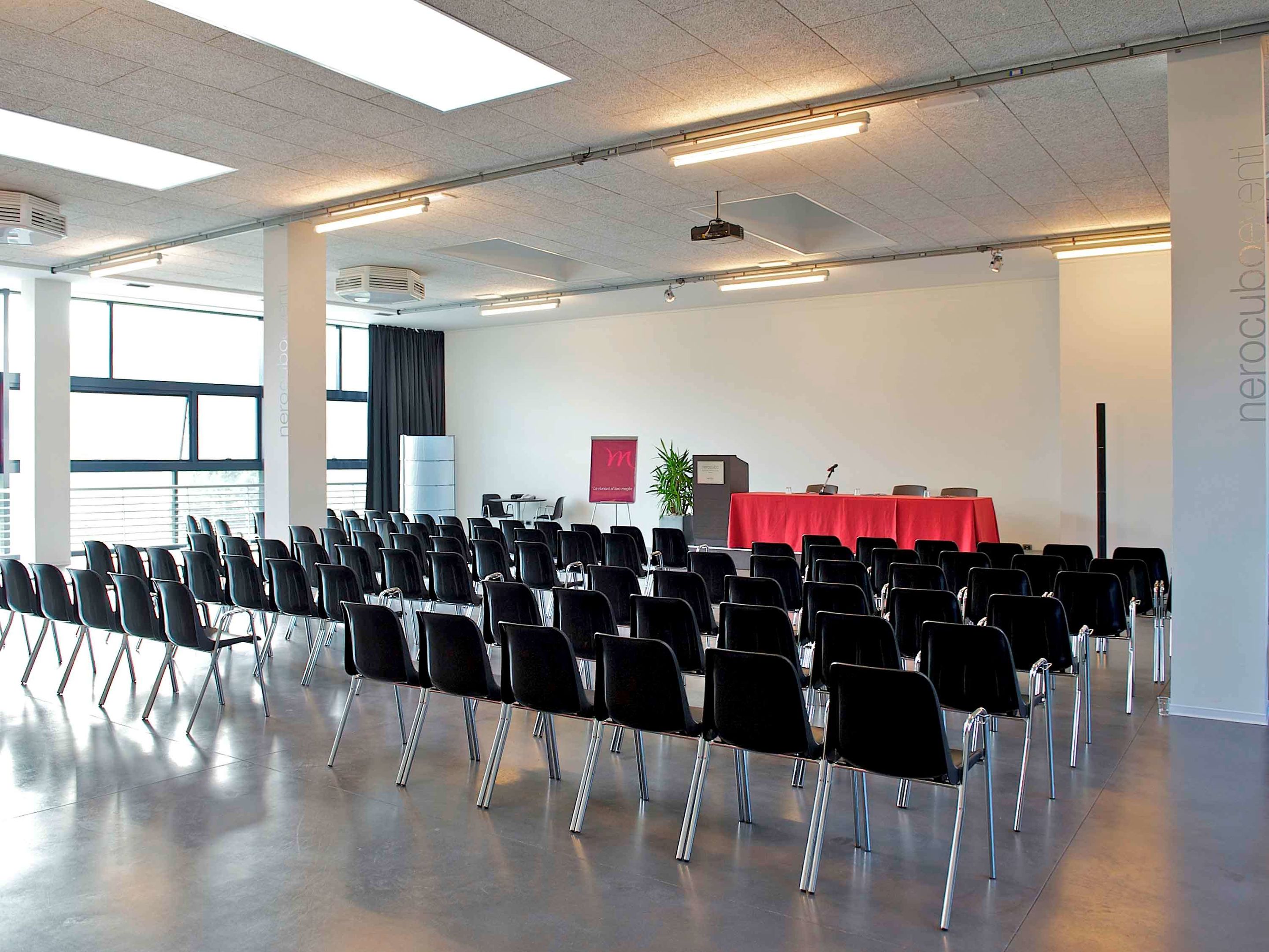 mercure nerocubo rovereto