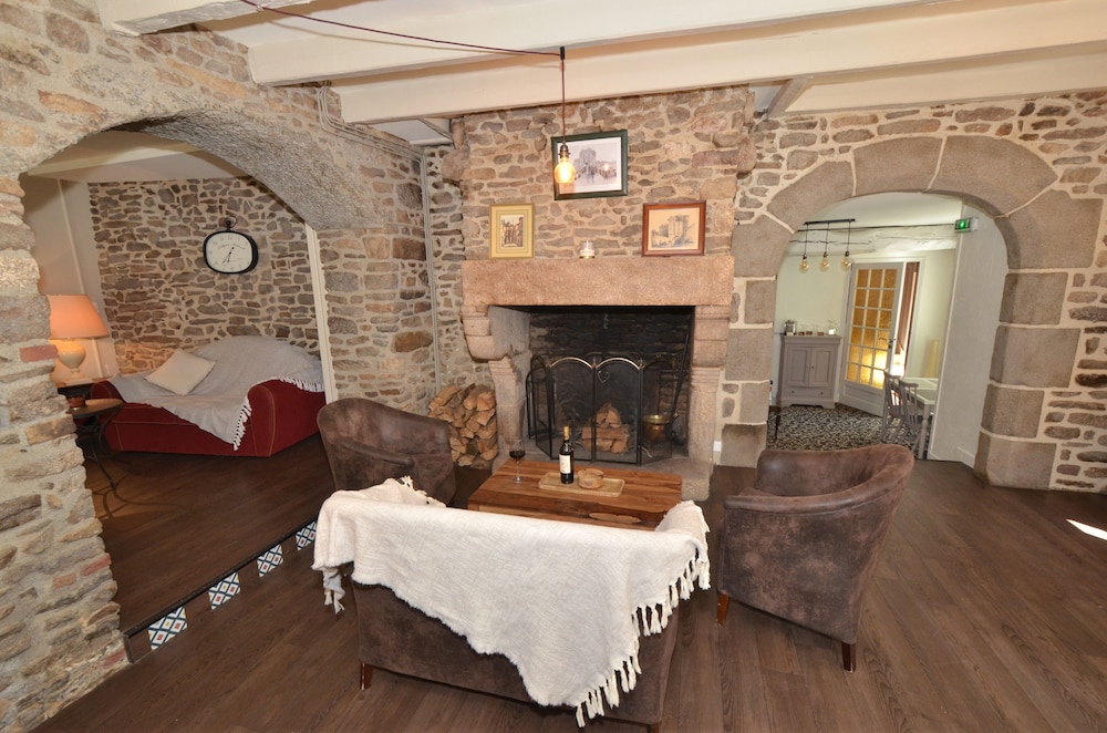 hotel de la porte saint malo