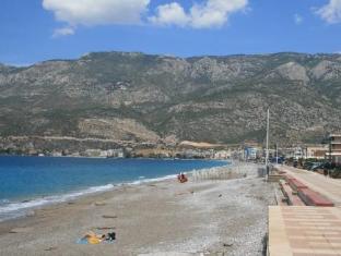 loutraki agioi theodoroi