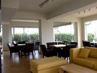 loutraki agioi theodoroi