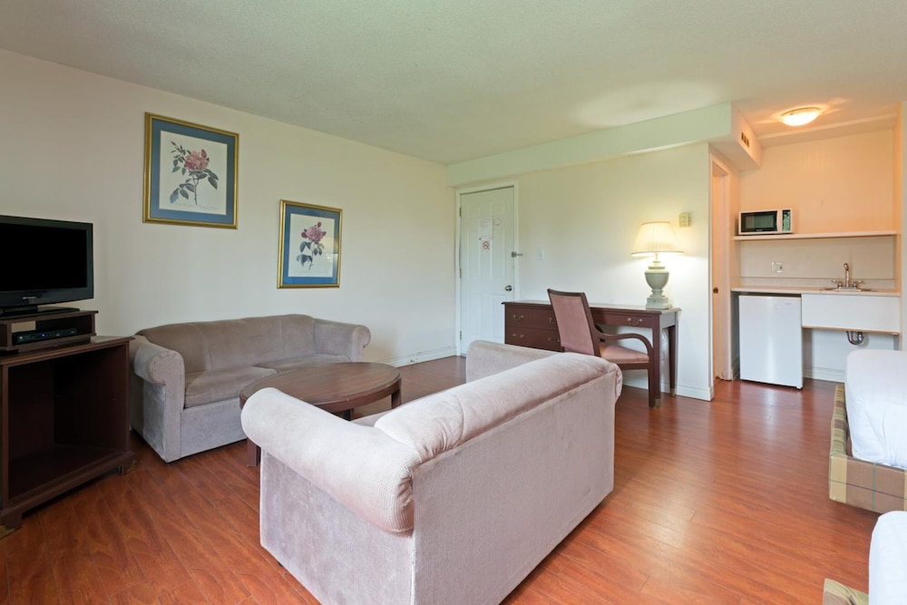 leelas villa inn flesherton