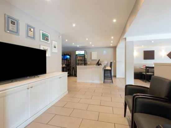 leelas villa inn flesherton