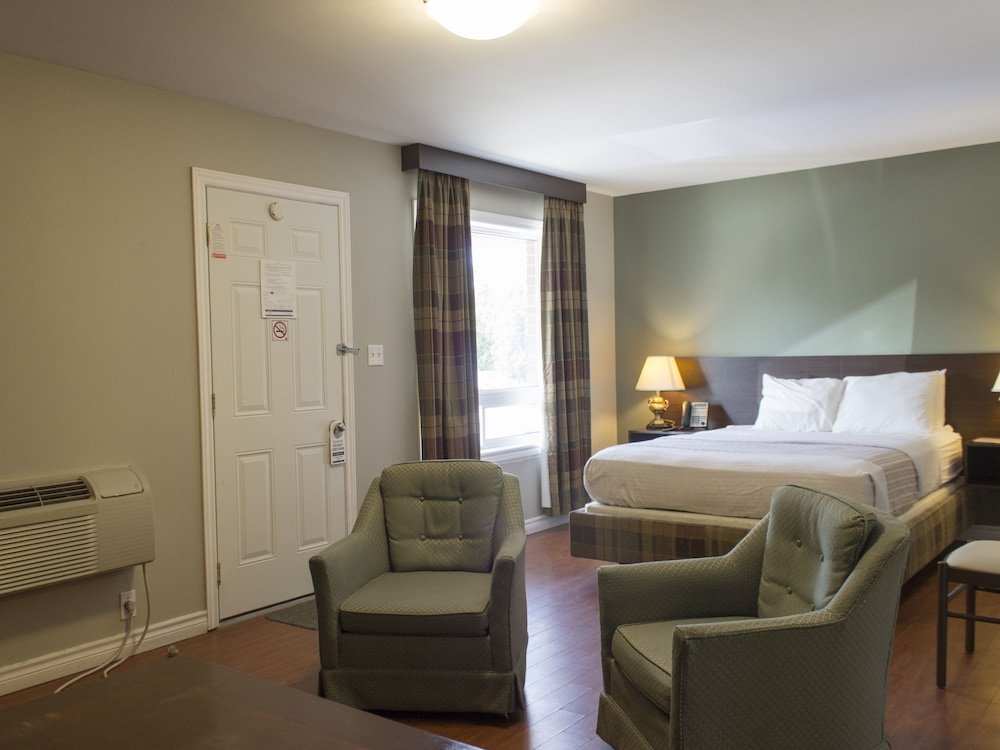 leelas villa inn flesherton