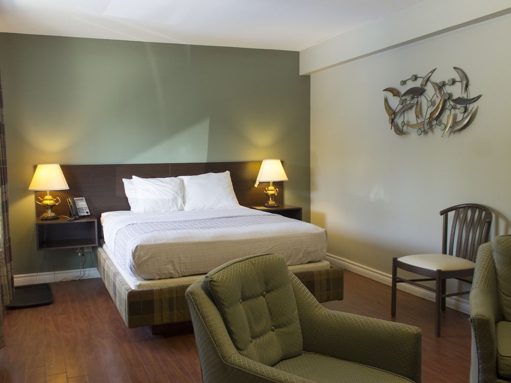 leelas villa inn flesherton