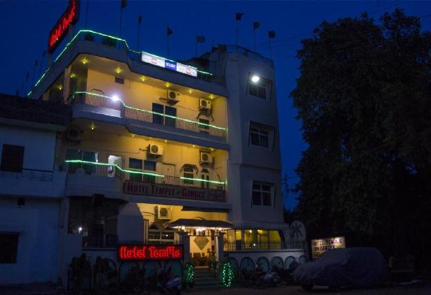hotel temple on ganges