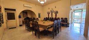 hotel temple on ganges