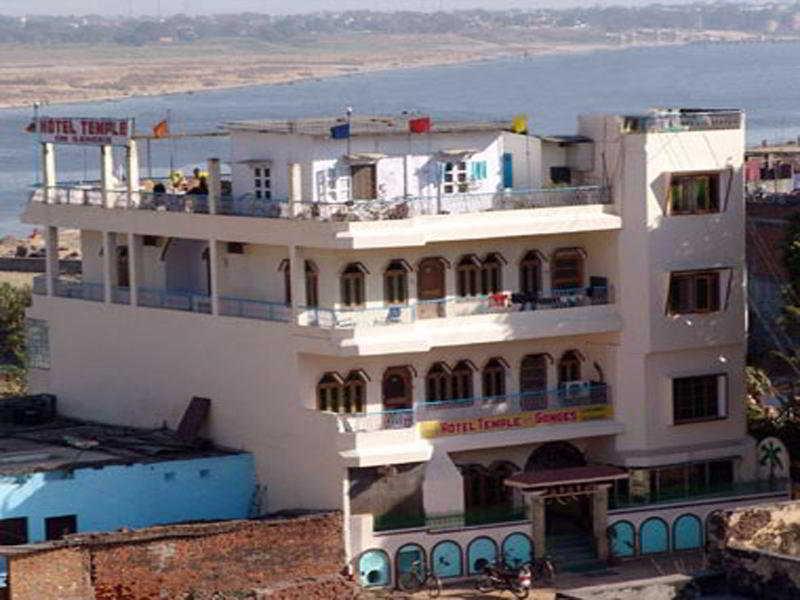 hotel temple on ganges