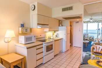 yachtsman ocean front resort