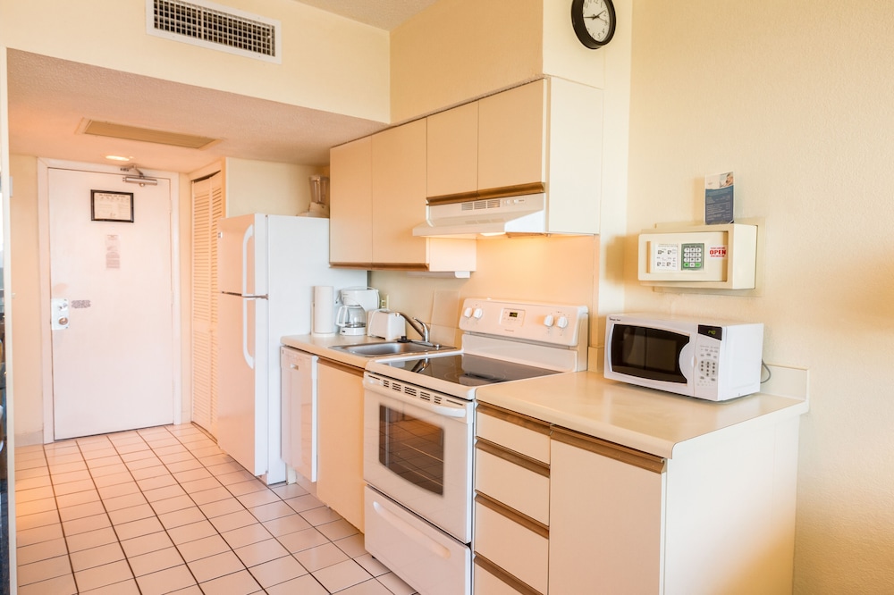 yachtsman ocean front resort