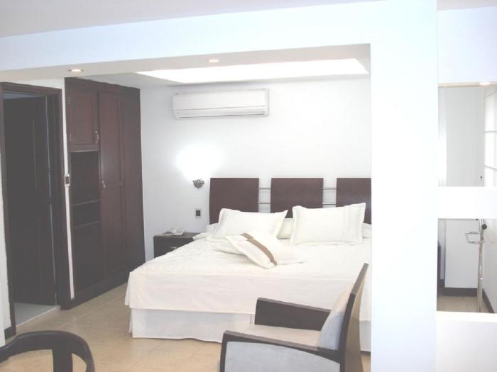 hotel plaza las americas cali