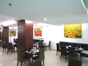 hotel plaza las americas cali