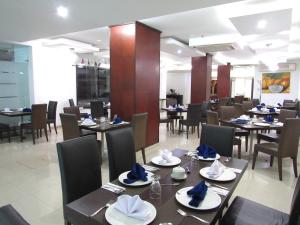 hotel plaza las americas cali