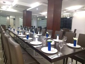 hotel plaza las americas cali