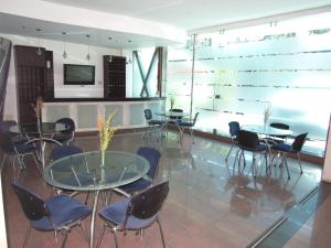 hotel plaza las americas cali