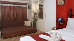 1775 adriatico suites