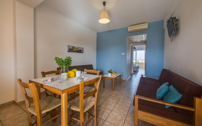 captain karas holiday apartments