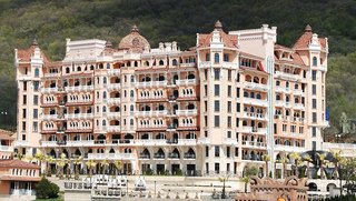 Royal Castle Design & Spa Hotel,Elenite>>Burgas,5 star